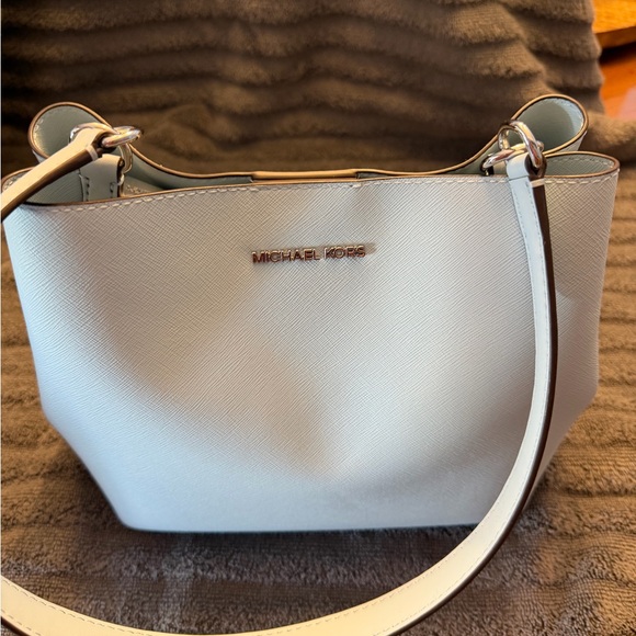 Michael Kors Pratt medium bucket shoulder bag in Vista Blue -NEW - Picture 8 of 8